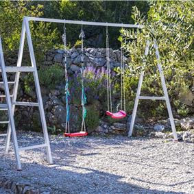 Luxury 5 Bedroom Beachfront Villa near Dubrovnik, Sleeps 11-12